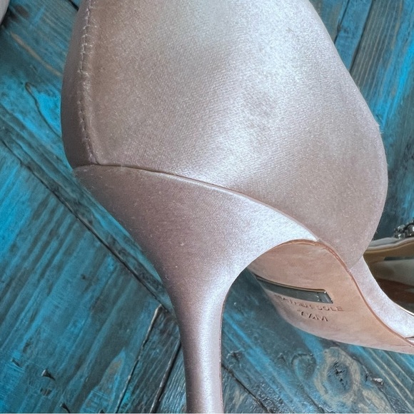 Badgley Mischka Caitlin Pump Size 7:5 - Picture 10 of 16